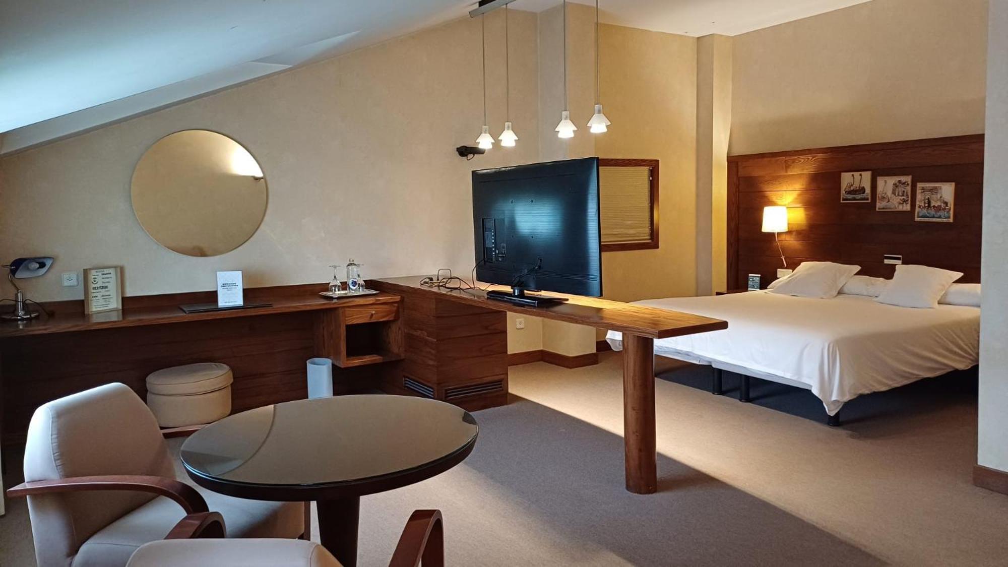 Ruta Jacobea Hotel Lavacolla Luaran gambar