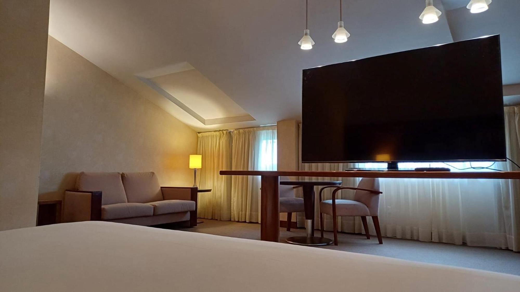 Ruta Jacobea Hotel Lavacolla Luaran gambar
