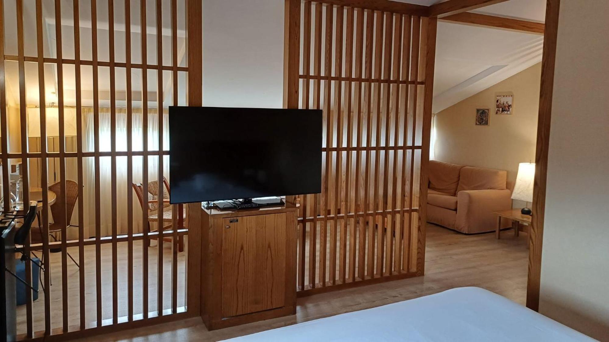 Ruta Jacobea Hotel Lavacolla Luaran gambar