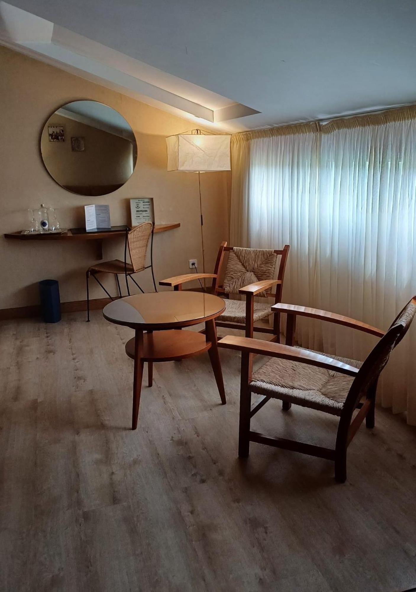 Ruta Jacobea Hotel Lavacolla Luaran gambar