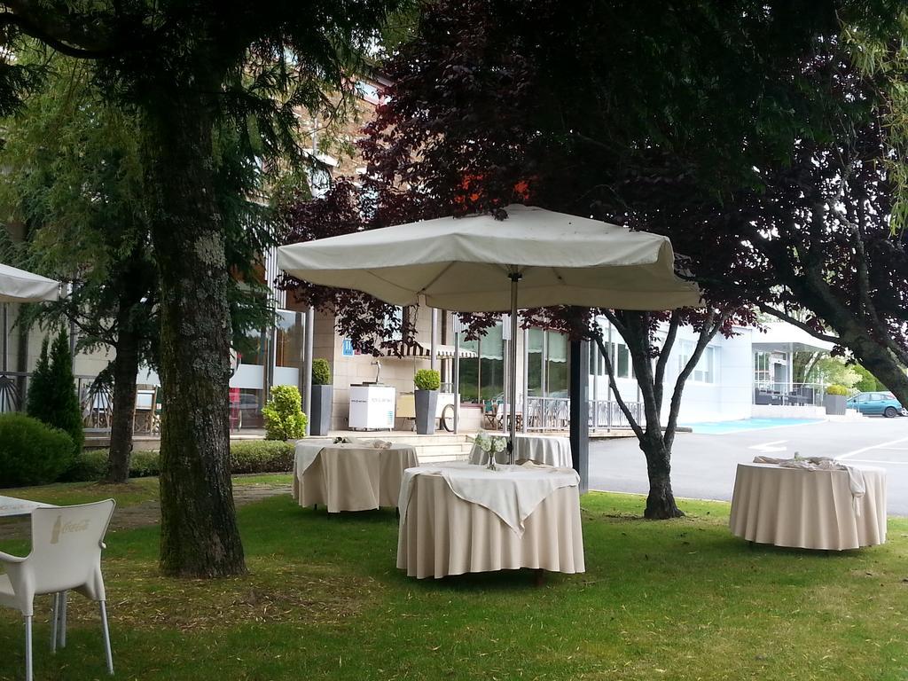 Ruta Jacobea Hotel Lavacolla Luaran gambar